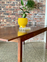Load image into Gallery viewer, Imbuia extendable dining table