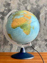 Load image into Gallery viewer, Nova Rico Globe Lamp