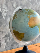 Load image into Gallery viewer, Nova Rico Globe Lamp