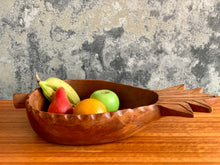 Load image into Gallery viewer, Vintage Wooden Pineapple Bowl