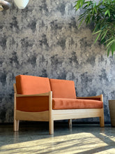 Load image into Gallery viewer, Mid-Century extendable sleeper couch