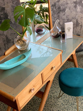 Load image into Gallery viewer, Mid-Century Duros Dresser