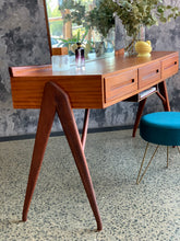 Load image into Gallery viewer, Mid-Century Dressing Table