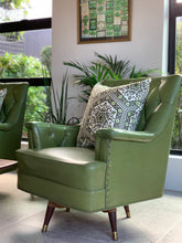 Load image into Gallery viewer, Vintage Swivel Chair