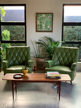 Load image into Gallery viewer, Vintage Swivel Chair