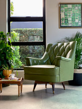 Load image into Gallery viewer, Vintage Swivel Chair