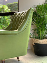 Load image into Gallery viewer, Vintage Swivel Chair