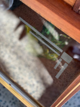 Load image into Gallery viewer, Retro Display Cabinet