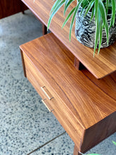 Load image into Gallery viewer, Mid-Century Dressing Table