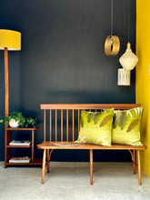 Load image into Gallery viewer, Traditional Shaker Style Spindle Back Bench