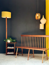 Load image into Gallery viewer, Traditional Shaker Style Spindle Back Bench