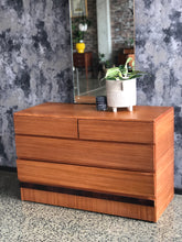 Load image into Gallery viewer, Mid-Century dressing chest