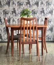 Load image into Gallery viewer, 5-piece G-Plan dining set