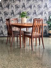 Load image into Gallery viewer, 5-piece G-Plan dining set