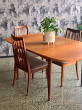 Load image into Gallery viewer, 5-piece G-Plan dining set