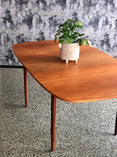 Load image into Gallery viewer, 5-piece G-Plan dining set