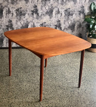 Load image into Gallery viewer, 5-piece G-Plan dining set
