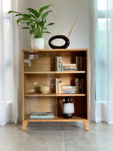 Load image into Gallery viewer, Oak Bookcase / Cabinet