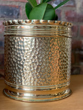 Load image into Gallery viewer, Vintage Brass Pots