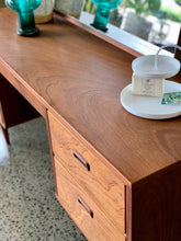 Load image into Gallery viewer, Mid-Century Frystark Dresser