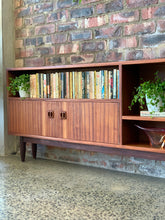 Load image into Gallery viewer, Mid-Century Shelf Unit/ Cabinet