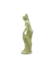 Load image into Gallery viewer, Figurine