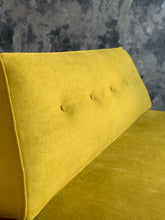 Load image into Gallery viewer, Retro Sleeper Couch
