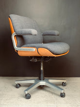 Load image into Gallery viewer, Stoll Giroflex Office Chair