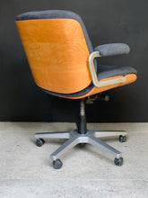 Load image into Gallery viewer, Stoll Giroflex Office Chair