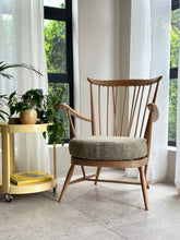 Load image into Gallery viewer, Elm & Oak Occasional Chair