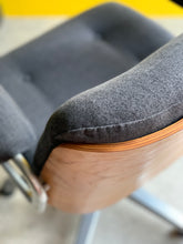 Load image into Gallery viewer, Stoll Giroflex Office Chair