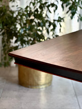 Load image into Gallery viewer, Duncan Phyfe-Style Dining Table
