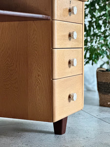 Angular MCM Desk