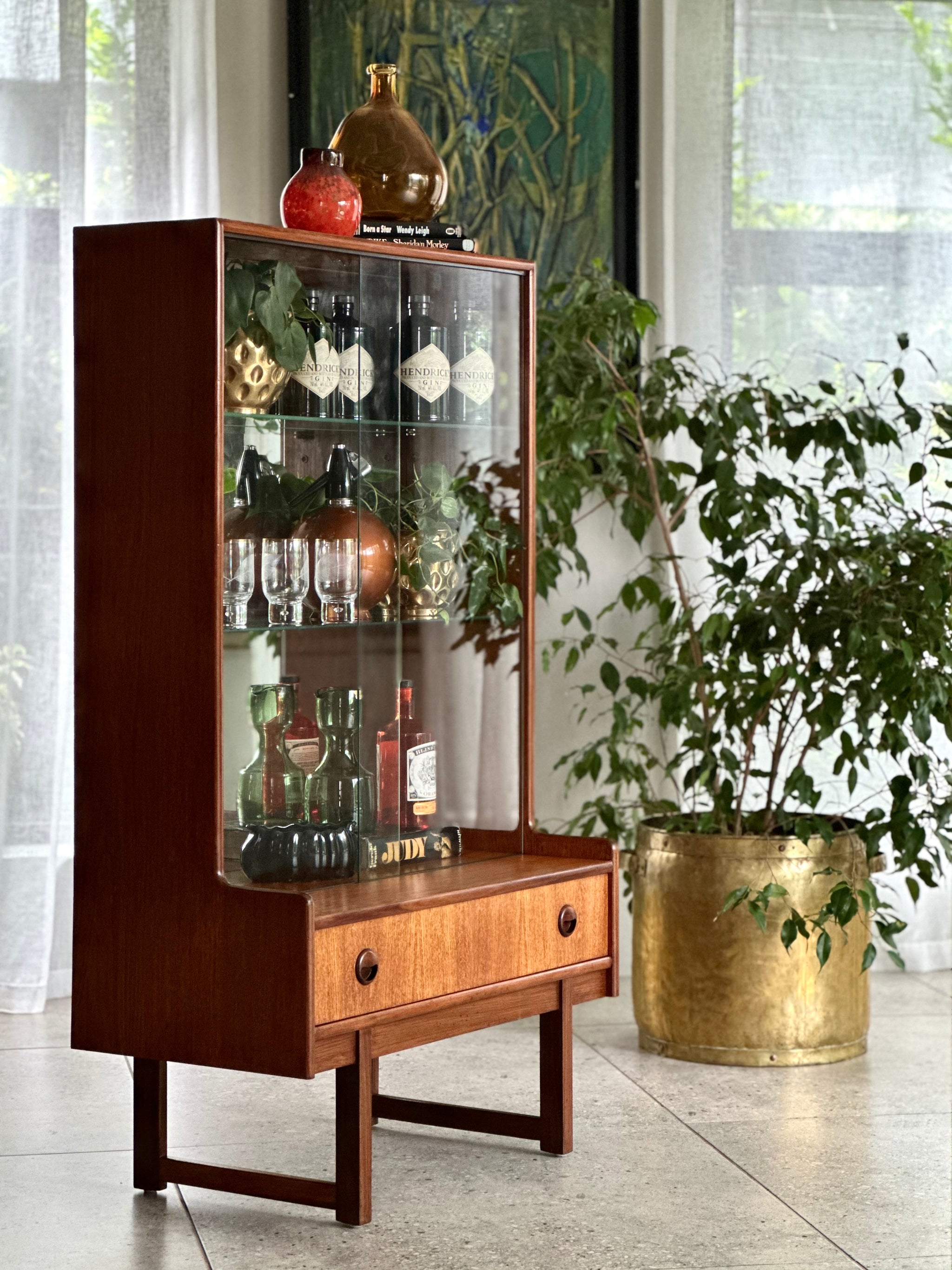 Display Cabinets – Tagged 