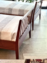 Load image into Gallery viewer, Mid-Century Single Bed / Daybed in Solid Sapele Mahogany — c.1960s
