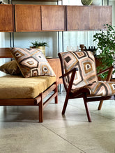 Load image into Gallery viewer, Iconic DS Vorster Daybed
