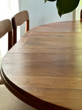 Load image into Gallery viewer, Round Extendable Solid Kiaat Table by Artecasa Furniture
