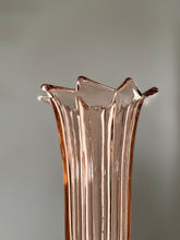 Load image into Gallery viewer, Stylish Dusty Pink Art Deco Style Glass Vase
