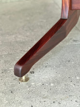 Load image into Gallery viewer, Larger Extendable Dining Table
