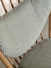 Load image into Gallery viewer, Spindle Back Occasional Arm Chair
