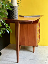 Load image into Gallery viewer, Novocraft Office Desk
