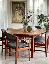 Load image into Gallery viewer, Exquisite Kallenbach Extendable Table &amp; Eight Dining Chairs
