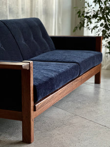 Retro Lubis Three-Seater Couch in Midnight Navy