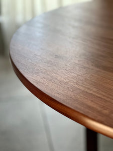 Round Mid-Century Extendable Dining Table