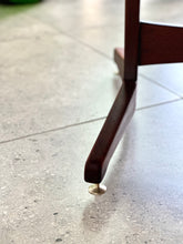 Load image into Gallery viewer, Larger Extendable Dining Table
