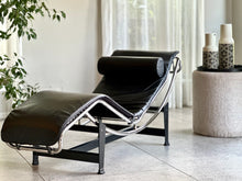 Load image into Gallery viewer, LC4 Chaise Longue |
After the 1928 original by Le Corbusier, Pierre Jeanneret &amp; Charlotte Perriand
