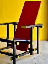 Load image into Gallery viewer, Gerrit Rietveld | Reproduction &quot;Red &amp; Blue&quot; Chair
