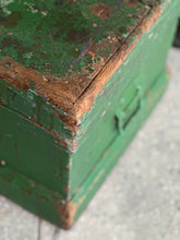 Load image into Gallery viewer, Wooden Vintage Trunk
