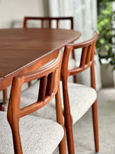 Load image into Gallery viewer, Danish Dining set | Oval Extendable Table &amp; 6 Chairs
