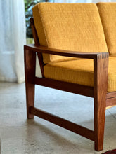 Load image into Gallery viewer, Mid-Century Kallenbach Three Division Couch
